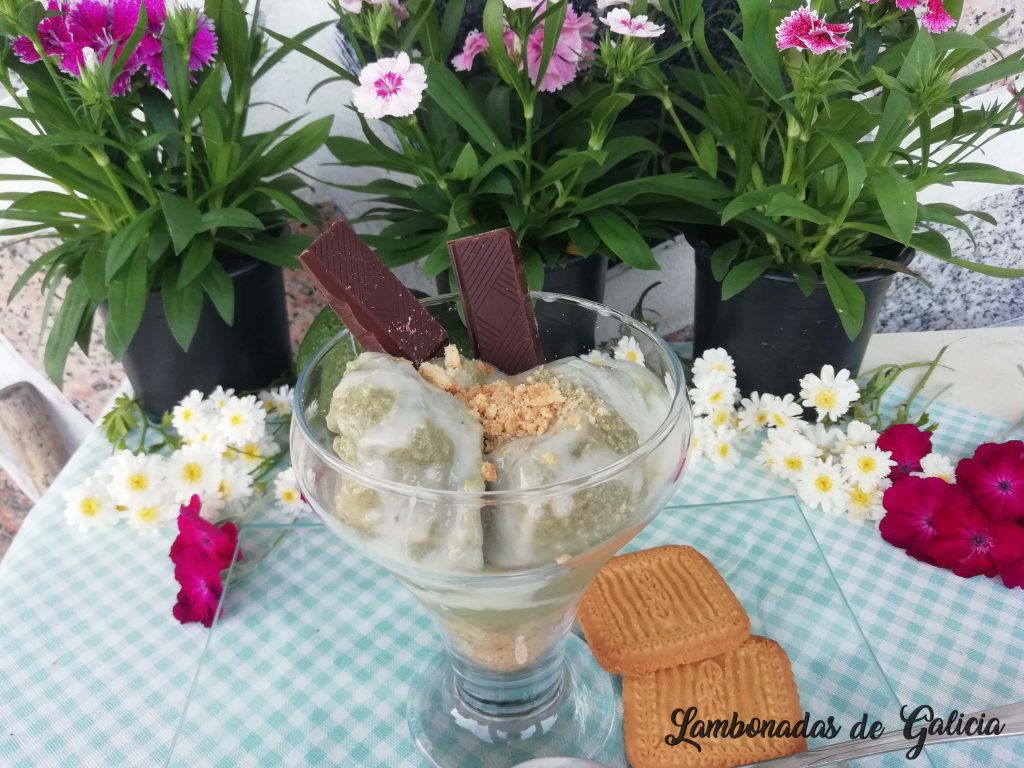 helado-de-aguacate-y-plátano