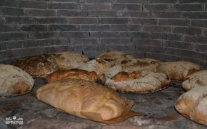 Mecánica Prohibición robo Como hacer pan gallego en un horno de leña | Lambonadasdegalicia.club