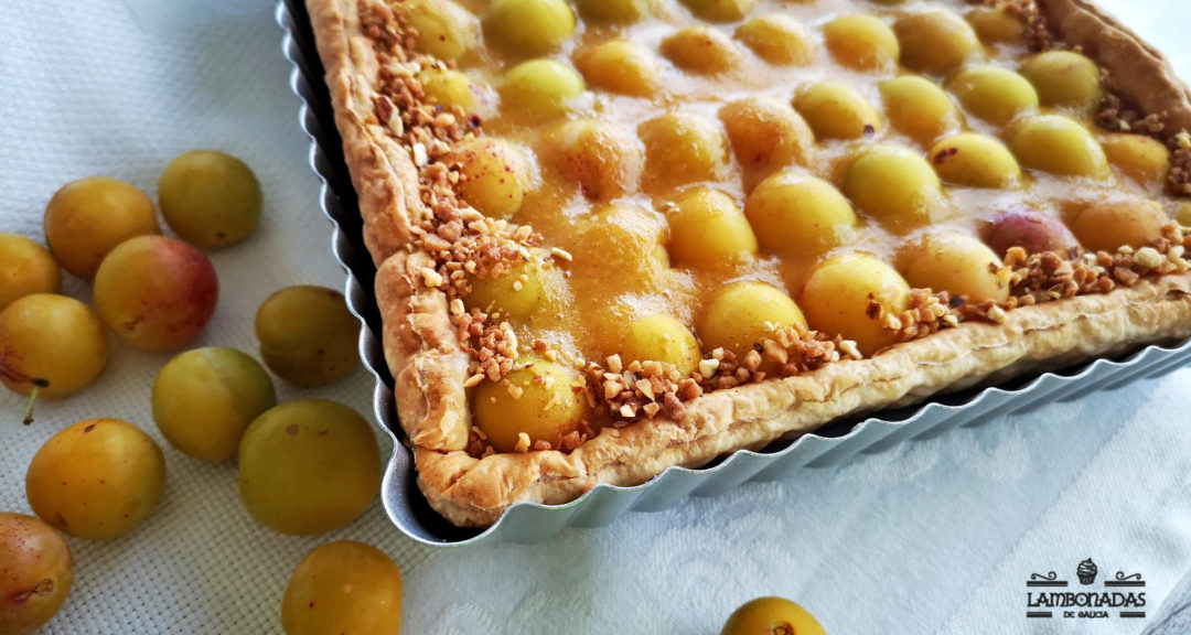 tarta de mirabeles con hojaldre y crema pastelera