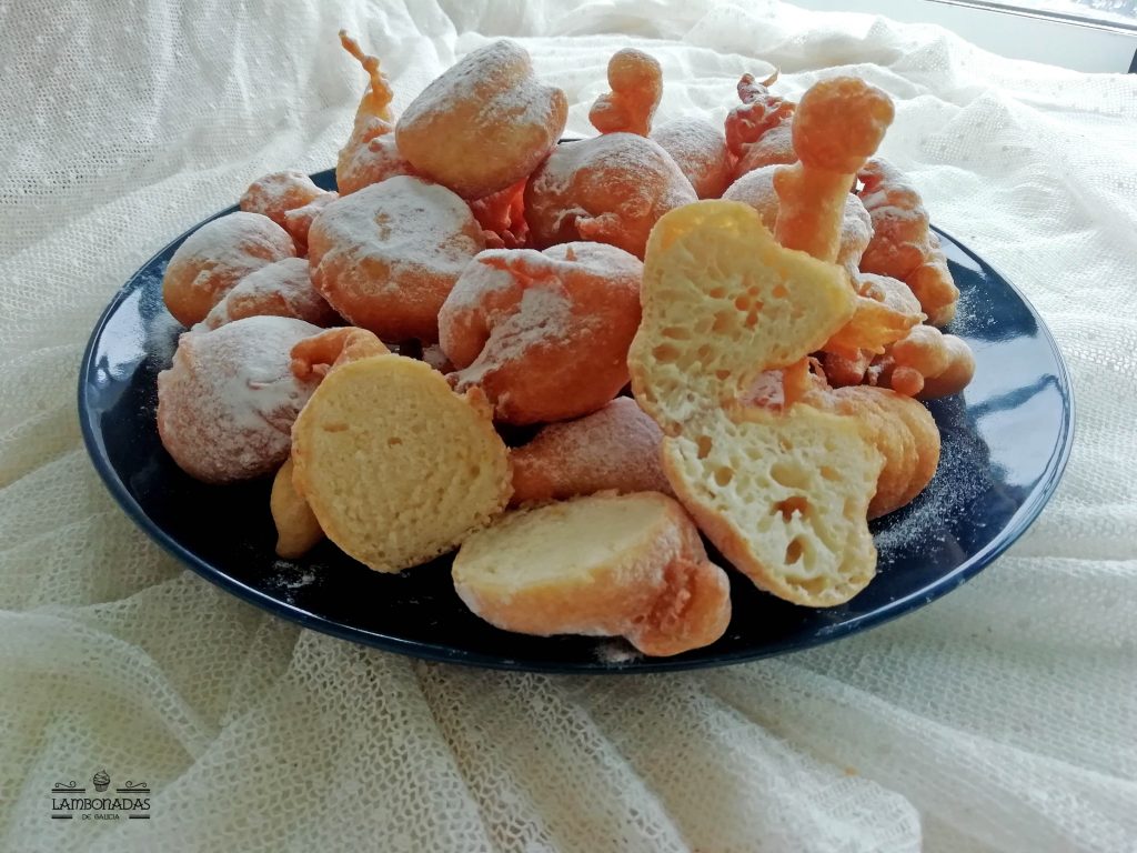 buñuelos de carnaval o chirivicos