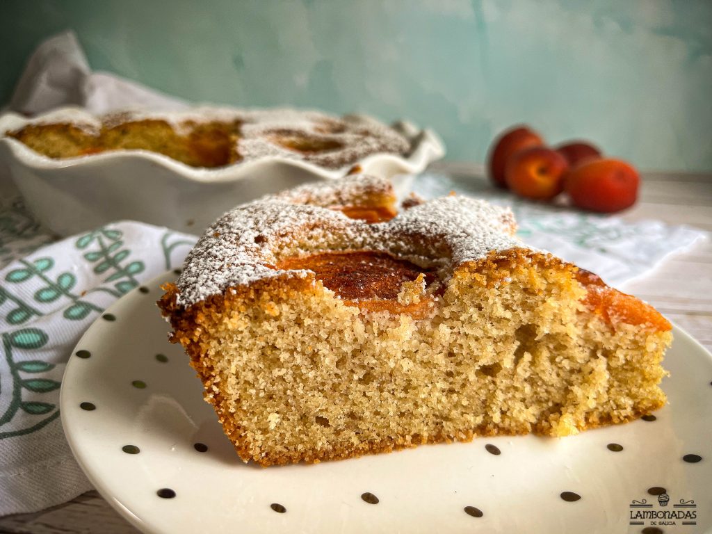 torta de albaricoque de lambonadas de galicia